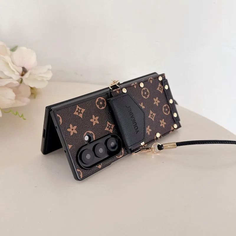 Classic Vintage Pattern Textured Faux Leather Phone Case with Card Holder