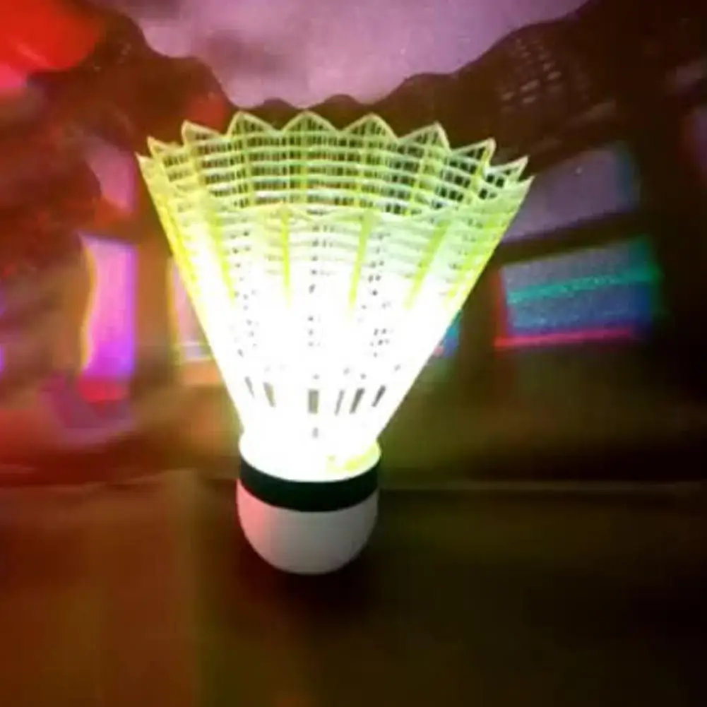 4Pcs/Set Led Badminton Shuttlecock Luminous Windproof Luminous Badminton Ball Flying Head Fluorescent Bright Color Training Ball