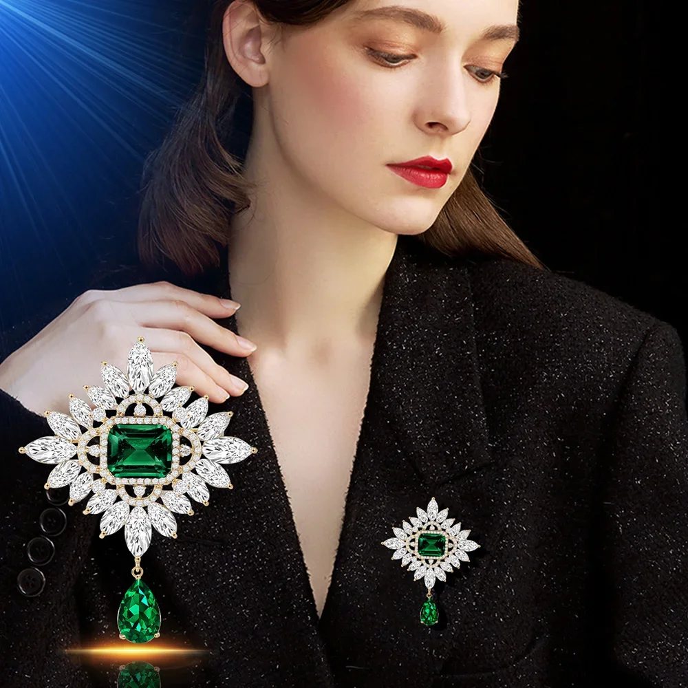 Retro Palace Style Brooch Red Water Drop Crystal Brooches Temperament Jewelry Couple Gift Accessories Banquet Party Corsage