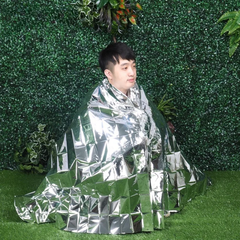 Emergency Blanket Outdoor Waterproof Thermal Insulation Survival First Aid Sleeping Bag Portable Rescue Thermal Blanket Camping