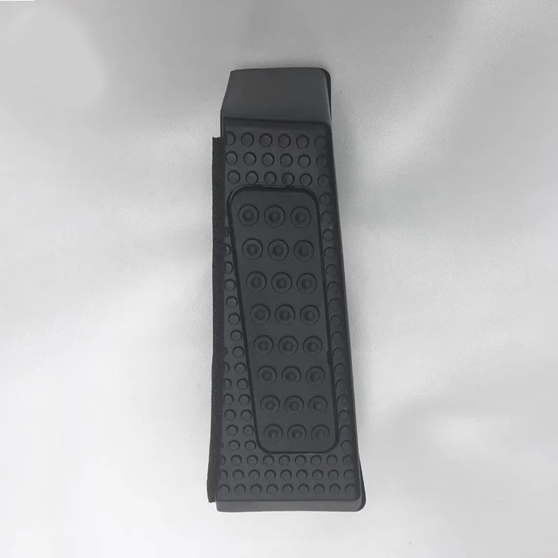 FOR Mitsubishi Pajero V73V77V93V97 cab rest pedal, equipped with left foot leisure pedal