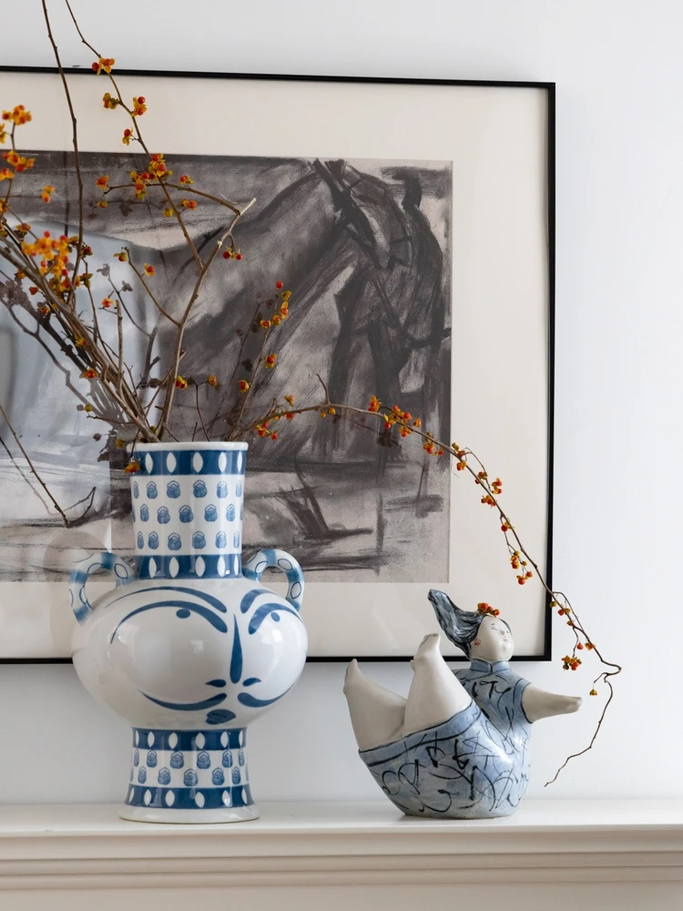 리노 홈 징더저엔 블루 스커트 뚱뚱한 소녀 레트로 아트 장식 거실 침실 테이블..