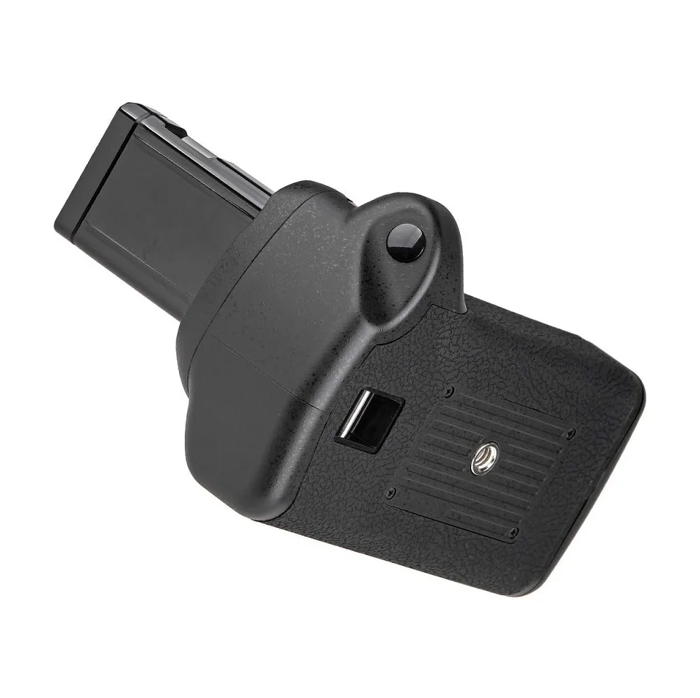 Mcoplus BG-D5500 / D5600 Vertical Battery Grip Holder for Nikon D5500 D5600 DSLR Camera as MB-D5500