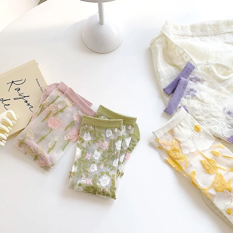 

Ultra-thin Transparent Crystal Silk Socks Women Fashion Summer Harajuku Fresh Socks Retro Flower Streetwear Elastic Long Socks