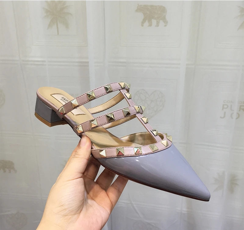 2024 New Summer Slippers Pointed Low Heels Fashion Thick Heel Riveted Ribbon Colored Women's Pointed Slippers Patent Leather