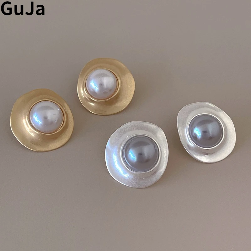 

Modern Jewelry Sweet Korean Temperament Irregular Simulated Pearl Stud Earrings For Women Fashion Accessories 2023 Trend New