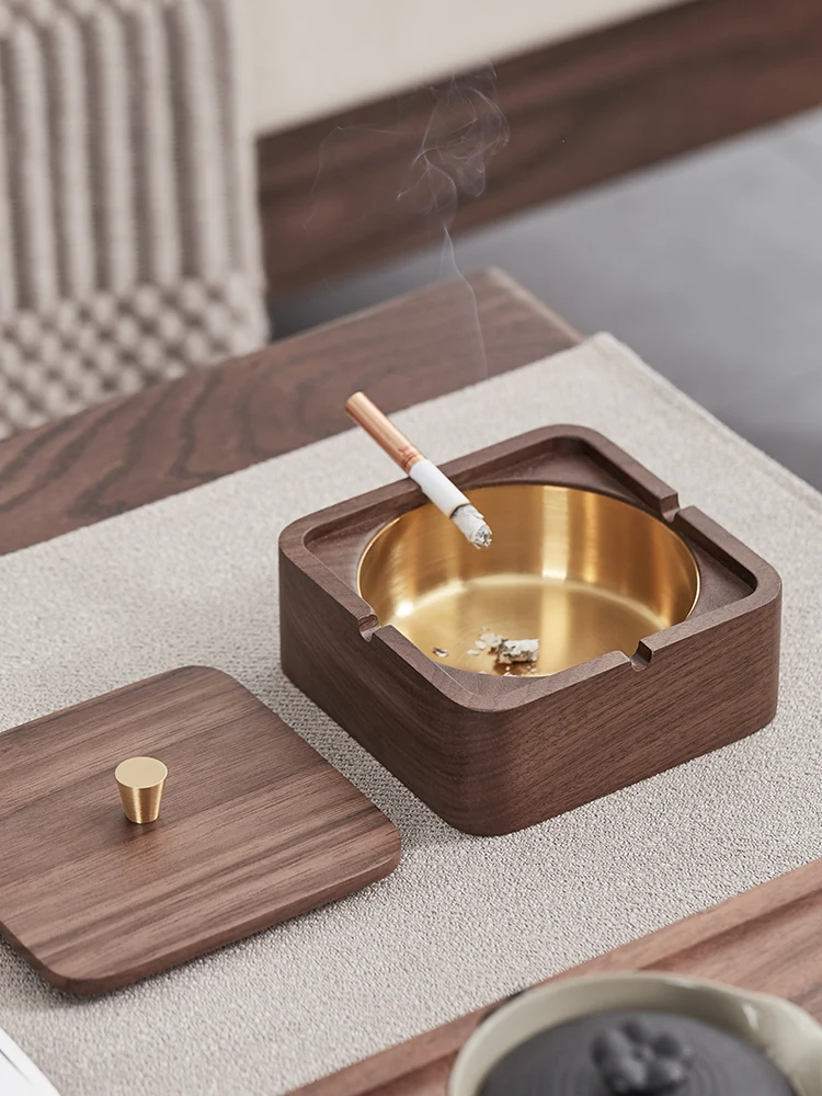 

Solid wood ashtray, light luxury household with lid, living room, bedroom, anti fly ash office, personalized trend