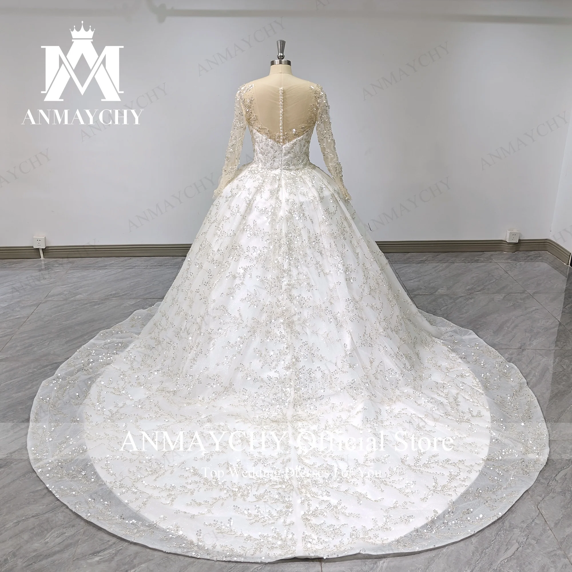 Рисунок 5 - Женское свадебное платье со шлейфом ANMAYCHY