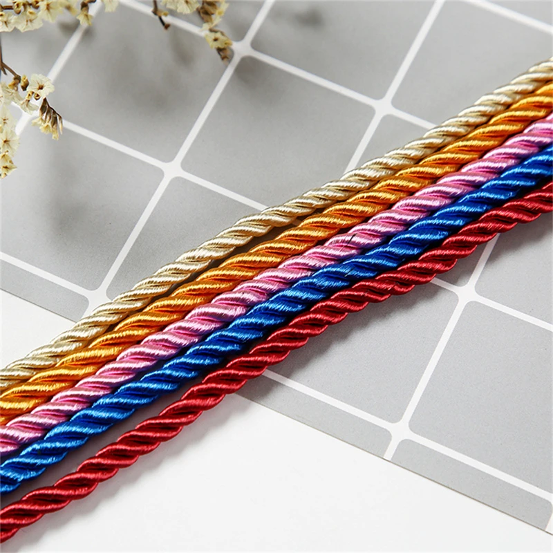 Nylon Cord 5Yards 4mm Parachute Cord Lanyard Rope Mil Spec Type 3 Strand Climbing Camping Survival Equipment For Bracelet Rustic Home Decor