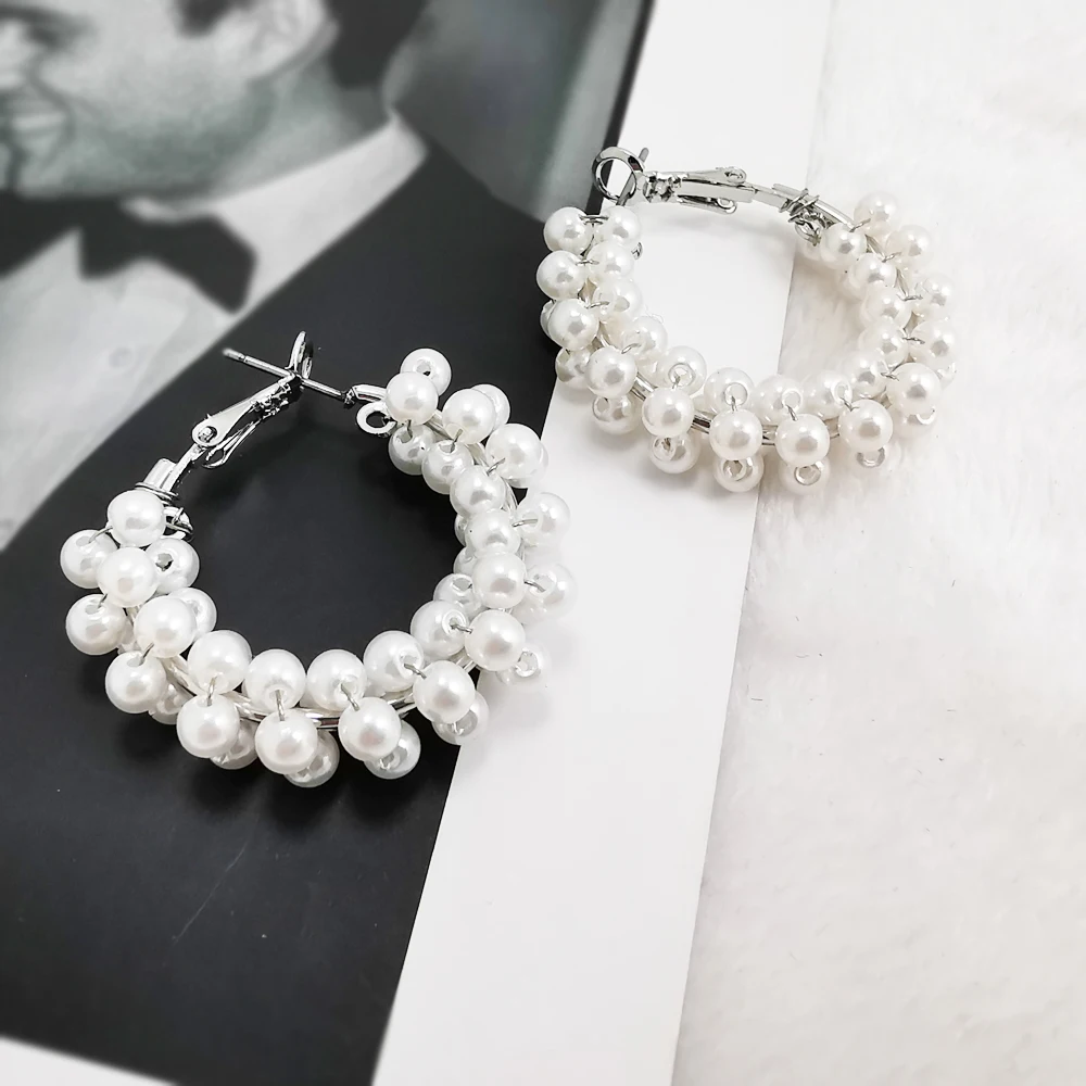

Renya 2021 Handmade Woven Round Pearl Beads Hoop Earring for Women Girls Trendy Geometric Circle Earring Elegant Jewelry Gifts