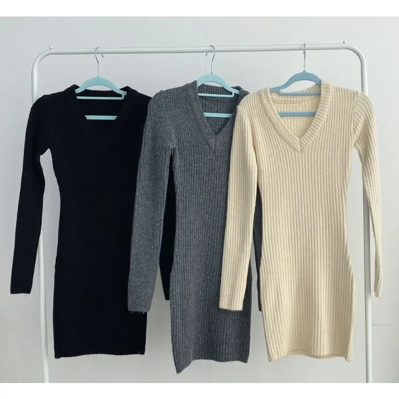 Women Knitted V Neck Long Sleeved Mini Dress