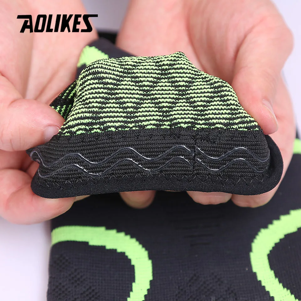 Elbow Pads 1PCS Elastic Gym Sport Absorb Sweat