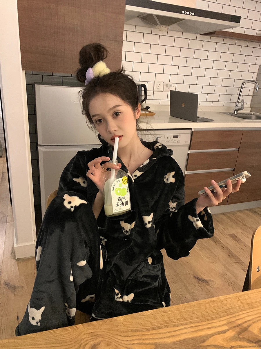 Korean version 2023 autumn winter new style plus velvet thickened coral velvet pajamas set women's comfortable home wear chic