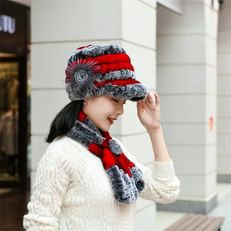 

Winter Warm Middle-Aged And Elderly Ladies Fur Otter Rabbit Fur Ear Protection Hat Scarf One Flat Brim Dome Ear Protection Hat