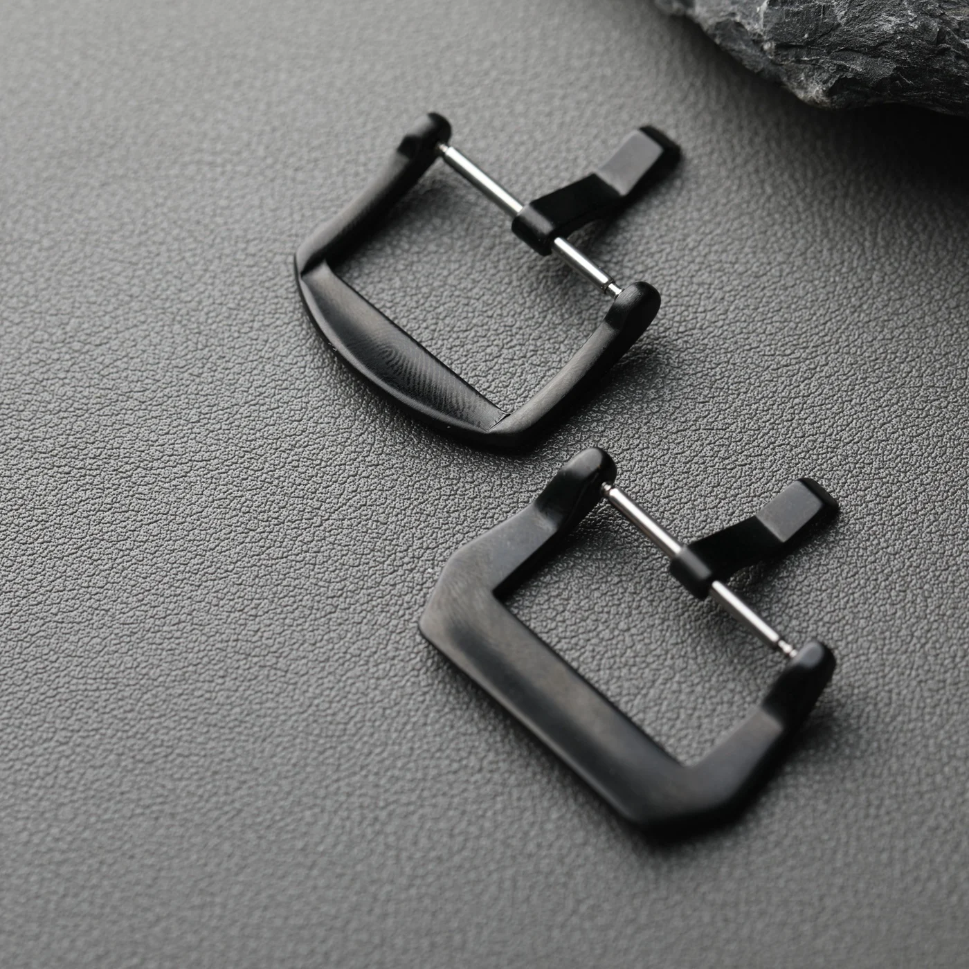 Premium Stainless Steel & Black Titanium Buckle with Genuine Leather Watch Strap - Silver/Black
