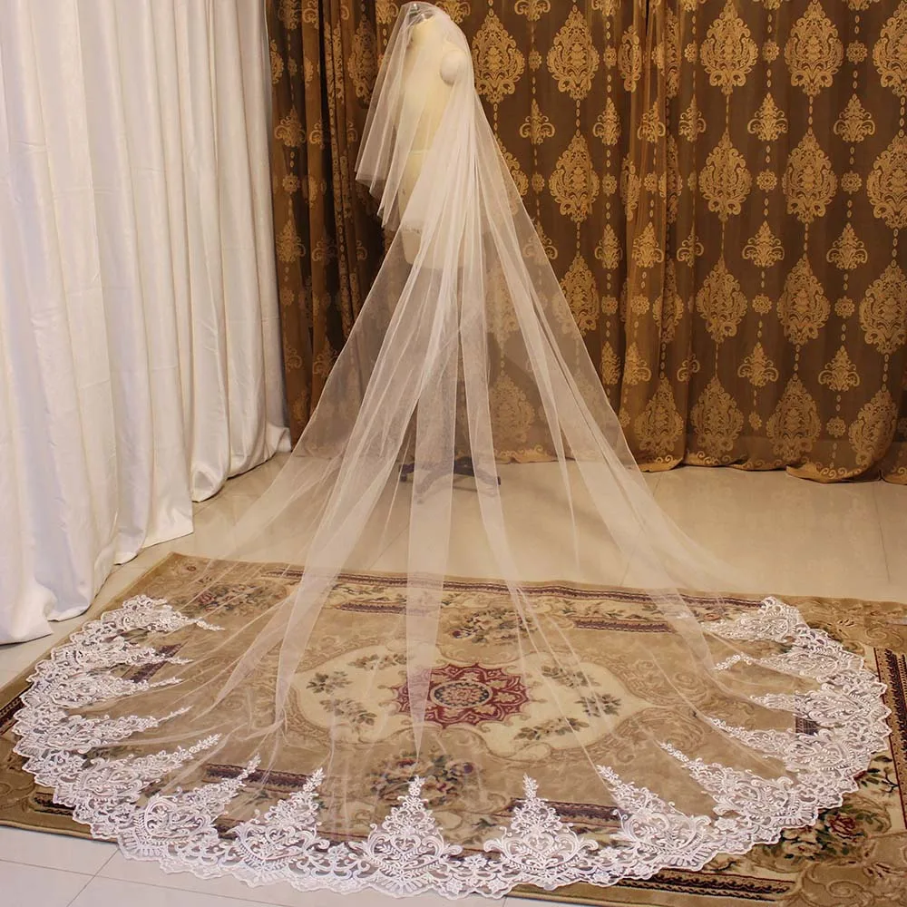 

Фата свадебная с гребнем, длиной 3 метра, 2Т