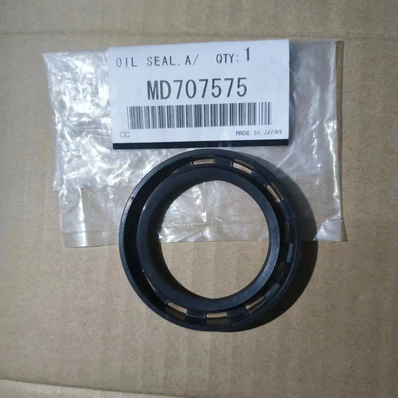 Mitsubishi Pajero Montero Sport Outlander Lancer MD용 변속기 토크 컨버터 씰 707575