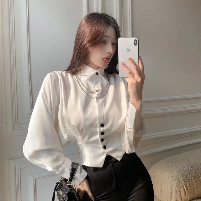 Spring New Bat Bubble Sleeve Chain Short Shirt Ladies Solid Color Slim Button Blouses Tops Elegant Temperament Women Clothing