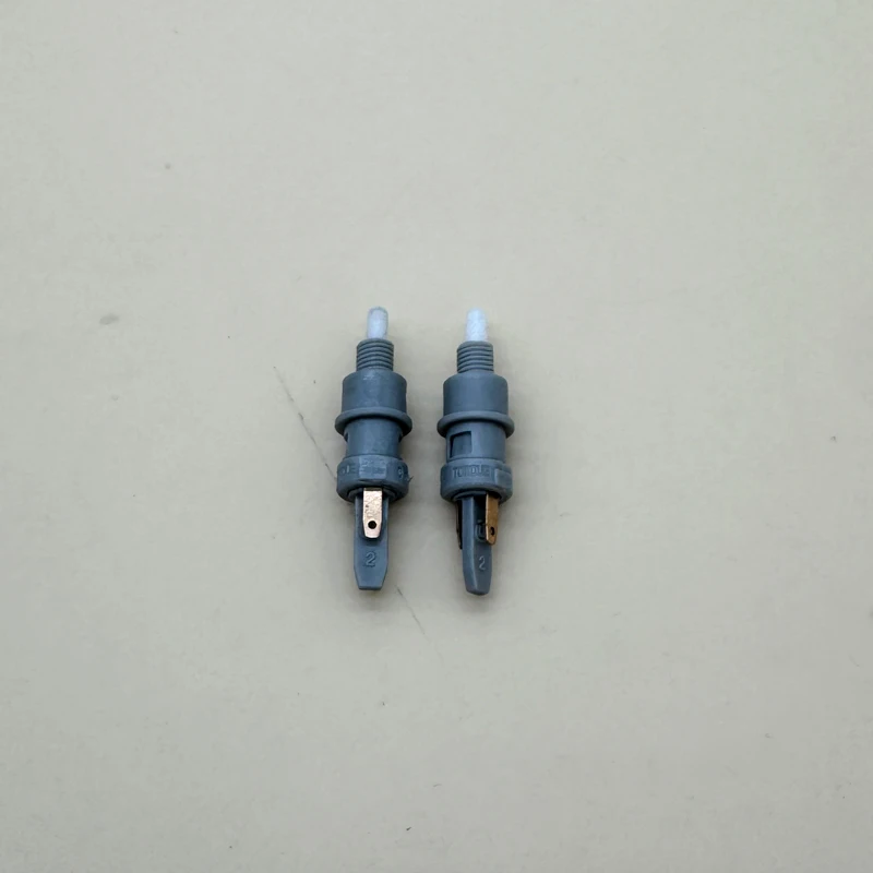 Motorcycle Brake Clutch Switch 1/2/4/pcs Universal 6mm Front Rear Light Rear Brake Tail Light Plug for Honda Yamaha Scooter