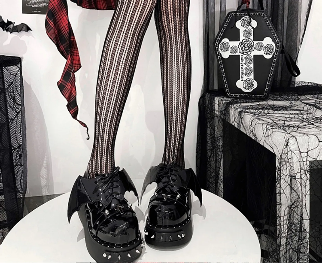 Original Lolita Punk Y2g Hot Girl Thick Bottom Round Head Pumps Women 2024 Spring Bat Wings Paltform Leather Shoes