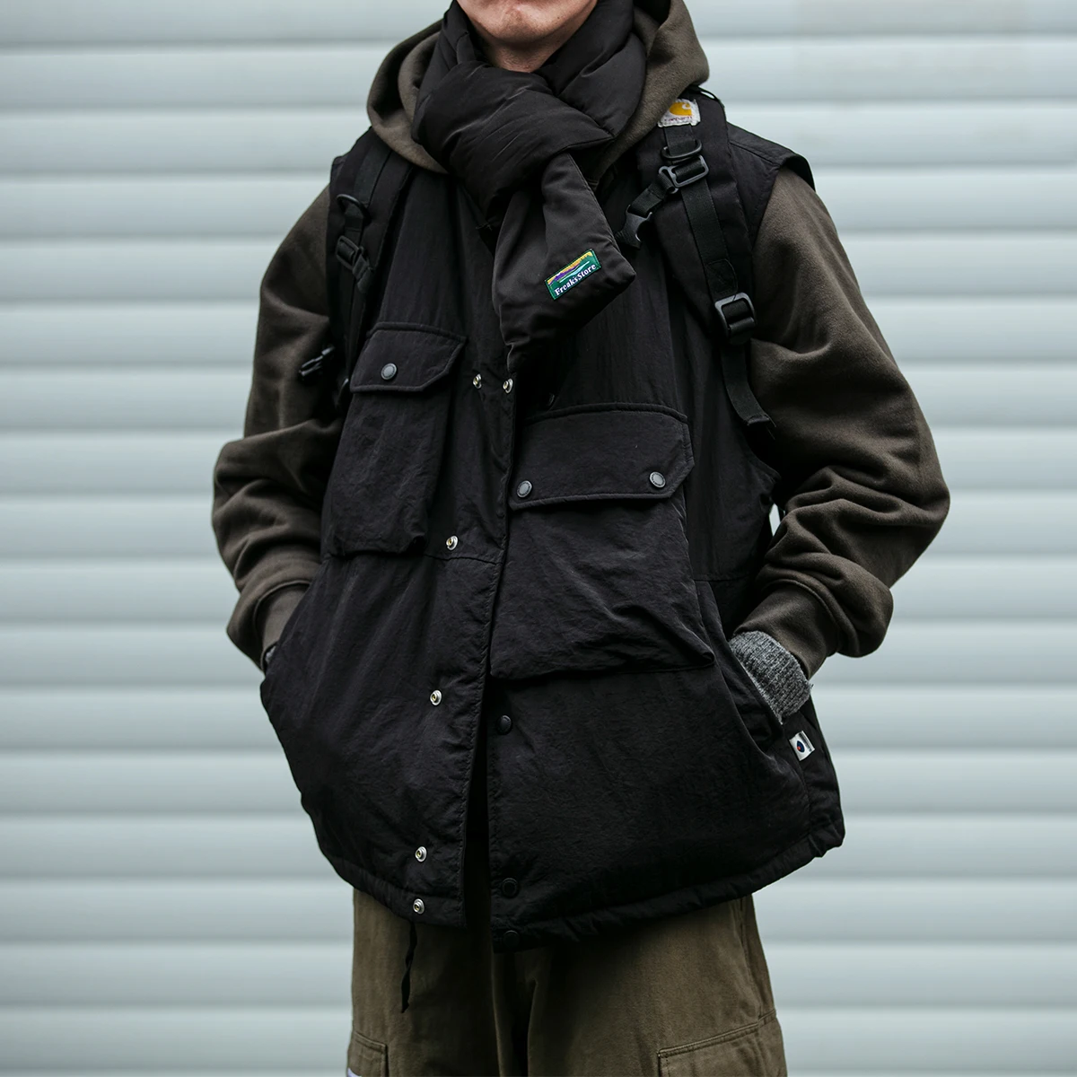 Winter Korean Streetwear High Quality Padded Vest Mountain Outdoor Function Down Vest Harajuku Multi-Pocket Sleeveless Jacket