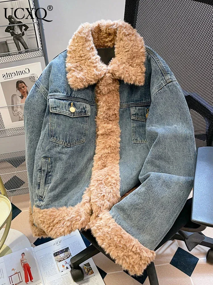 

UCXQ Vintage Plush Patchwork Denim Jackets For Women Thick Warm Contrast Color Coat Pocket Outerwear 2024 Spring Winter 23A6626