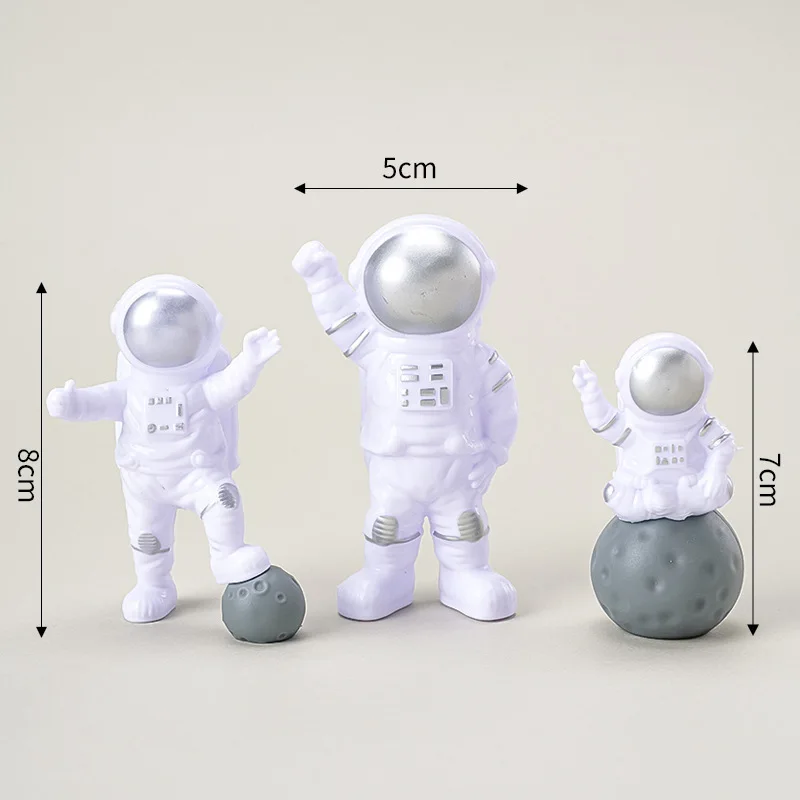 Astronaut Figure Statue Spaceman Sculpture Educational Toy Desktop Decoration Kids Gift Figurines & Miniatures