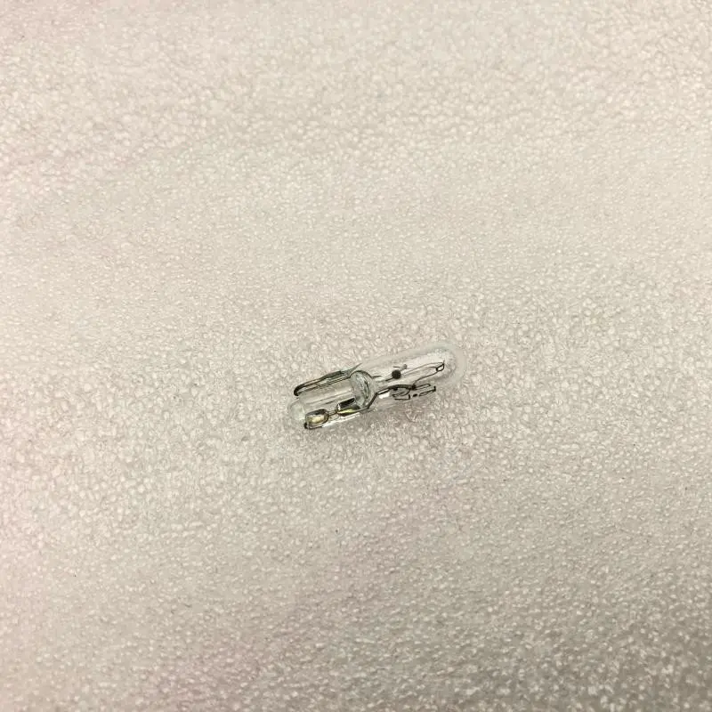 Apply to  12 generation crown-05  Gear indicator bulb  One price