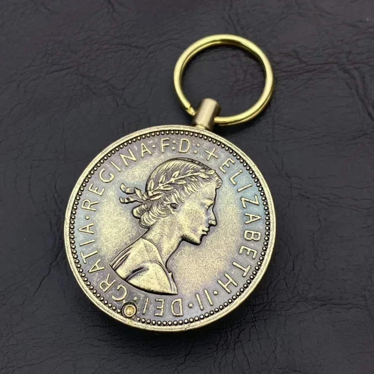 Retro Coin Kerosene Torch Lighter Keychain Mini Portable Flint Griding Wheel Cigarette Lighters Smoking Accessories kerosene lighter cigarette lighter