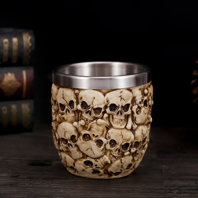 Drinking Glasses Horrible Resin Stainless Steel Skull Cup 200ml Shot Glass Gothic Beer Mug Vodka Cup Whiskey Glasses Bar Drinkware Halloween Gift
