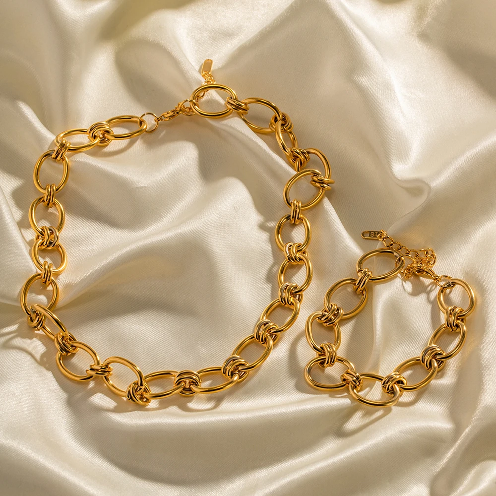 Brosway Desideri BEI082 - Pulsera De Acero Inoxidable 304 Con Colgante De Cuerno De La Suerte, 18 Cm