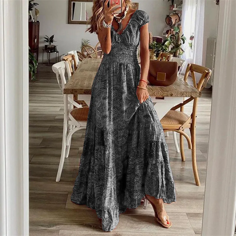 

New andsexywithtemperament. fashionable Ximian style retro dress long skirt with waist cinched floral printand large hem dress