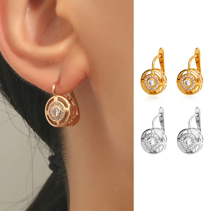 

Simple Round Stud Earrings for Women Creativity Round Zircon Gold Silver Color Clip on Earring New Fashion Party Jewelry Gifts