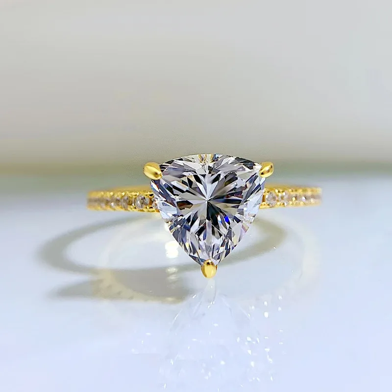 Nuovo S925 Argento Un Carato Anello Triangolo Diamante Pieno Micro-Set Anello Nuziale 5A Zircone Vendite Dirette Della Fabbrica