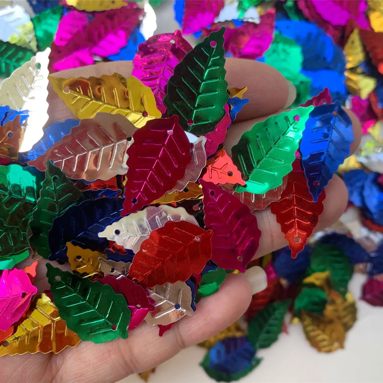 Sequins 16mm/25mm PVC Leaves Loose Sequins Sewing Wedding Decoration Accessories Crafts 10g/20g sequins for crafts sequin embroidery accessories sequin sewing accessories sequins accessories