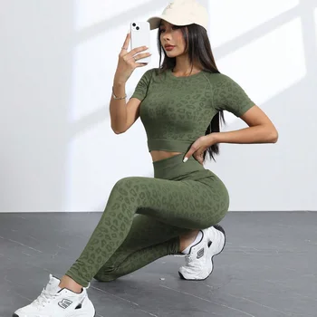 Fashion Slim Quick Dried Women Yoga Suit Two Pcs Set Leopard Female Sports Running Fitness Pant Casual Sportswear Suits Blue Red 1