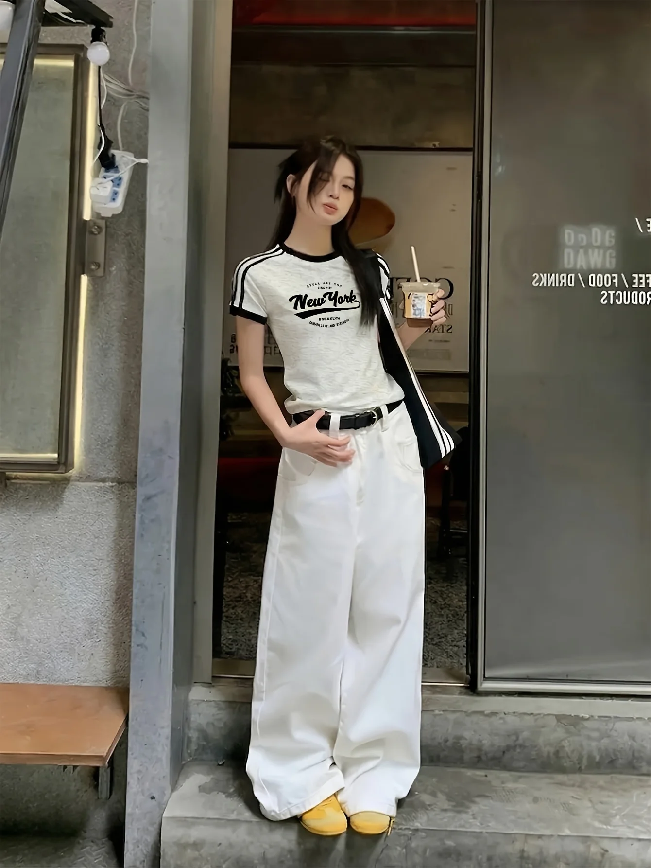 Summer short-sleeved women's striped slim-fitting round-neck student T-shirt top 5