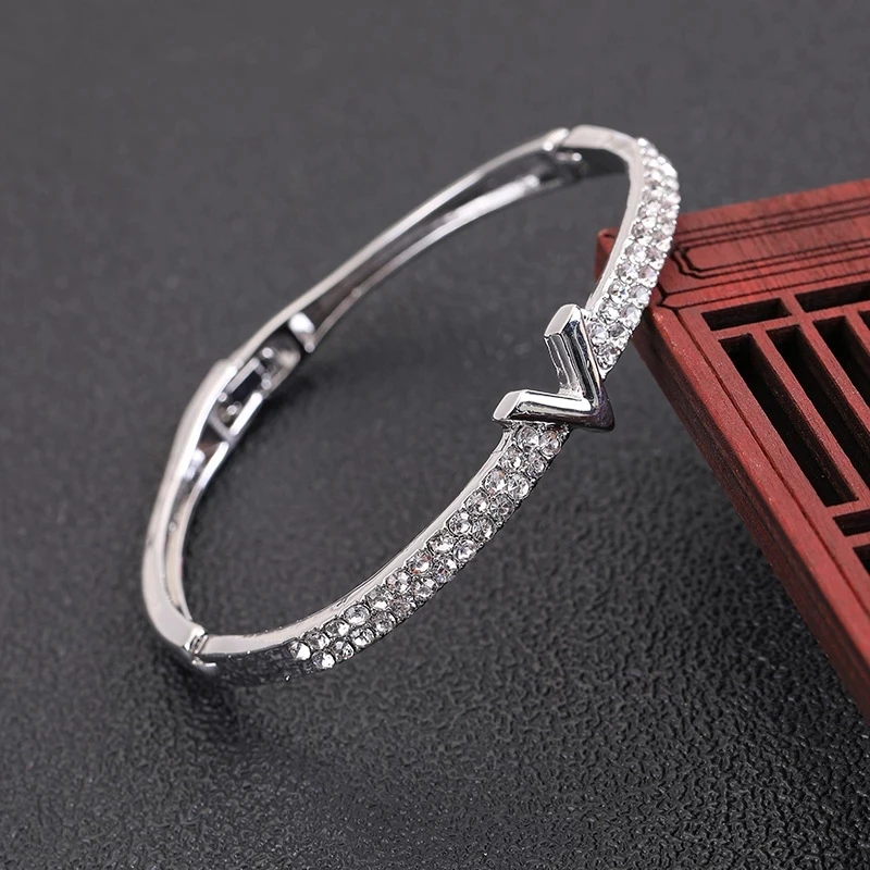 Women's Zircon rhinestone Bracelet high quality classic geometric nail design can open fashion accessories 5
