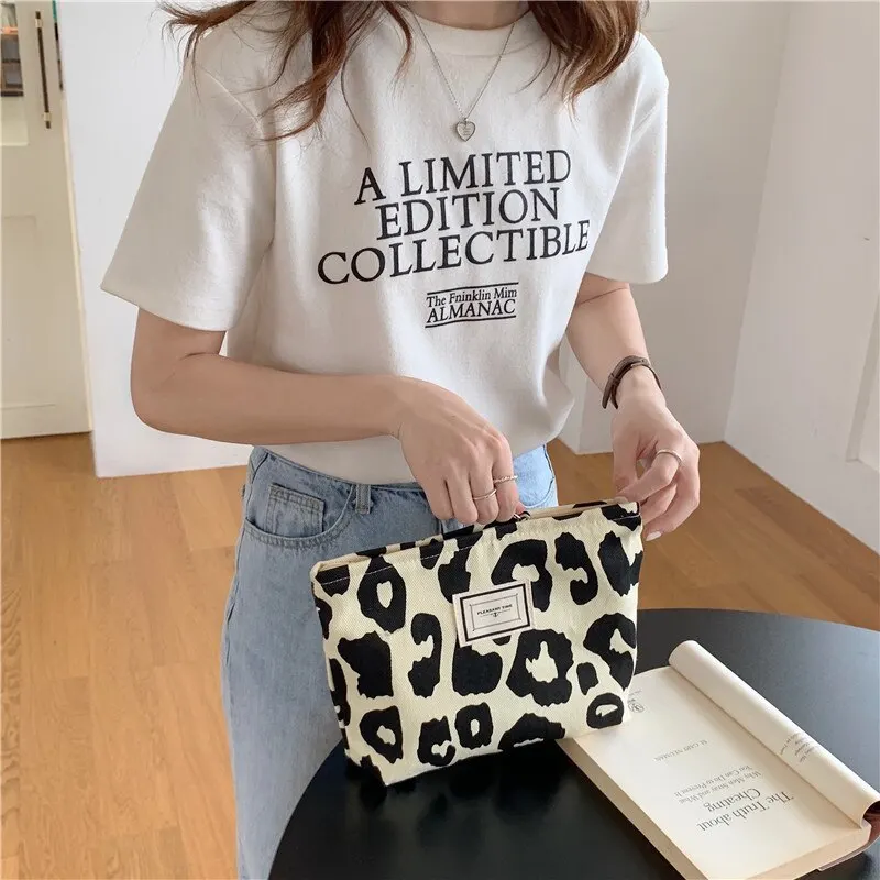S80dfadaf2975403cabb9af4cf135993fK Pink Leopard Print Women Cosmetic Bag Retro Flower Ladies Small Clutch Purse Travel Handbags Schoolgirl Pencil Storage Bags Mallzona