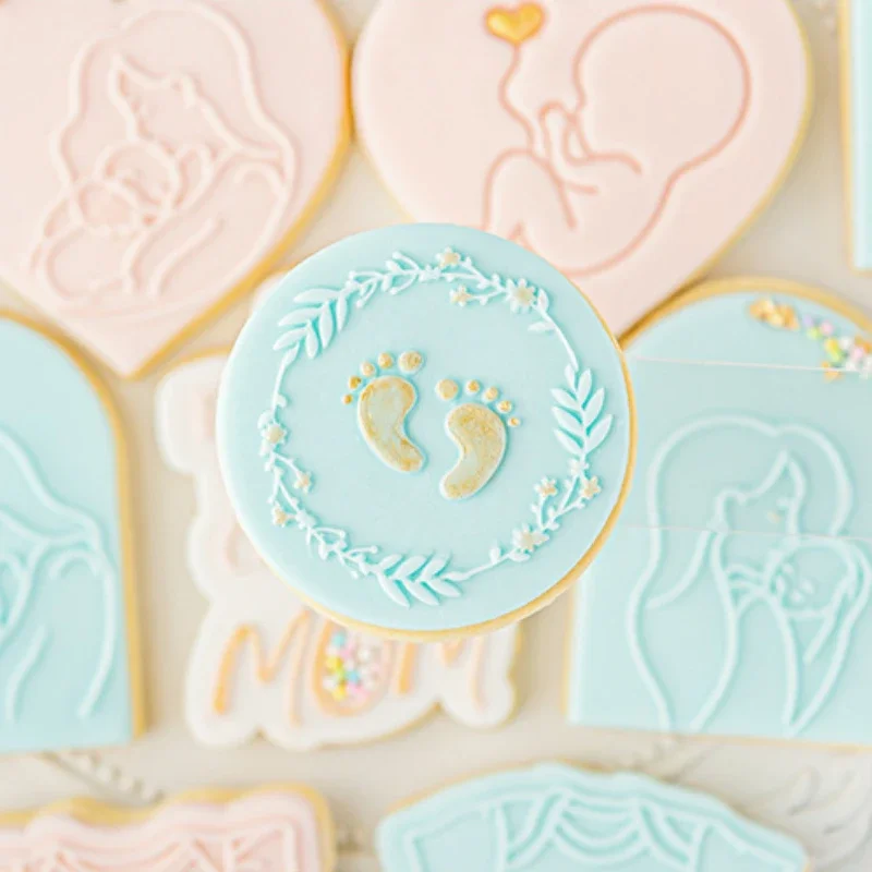 Mommy To Be Cookie Cutter Press Stamp Embosser Acrylic Baby Fondant Sugar Craft Pregnant Gift DIY 3D Baking Biscuit Cutter Mould Cookie Cutter Baking Mold Cookie Mould Fondant Cutter Cookie Maker Press Kit Pastry Cutter