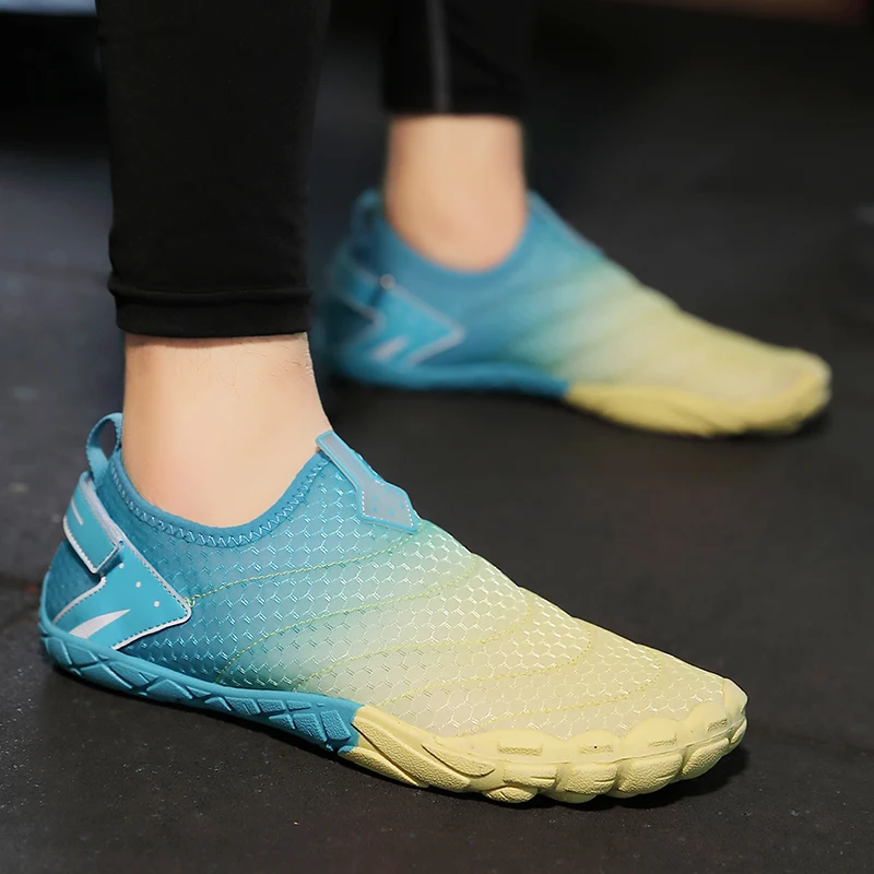 Wear-resistant wading swimming shoes 35-47 size outdoor water sports shoes indoor fitness shoes
