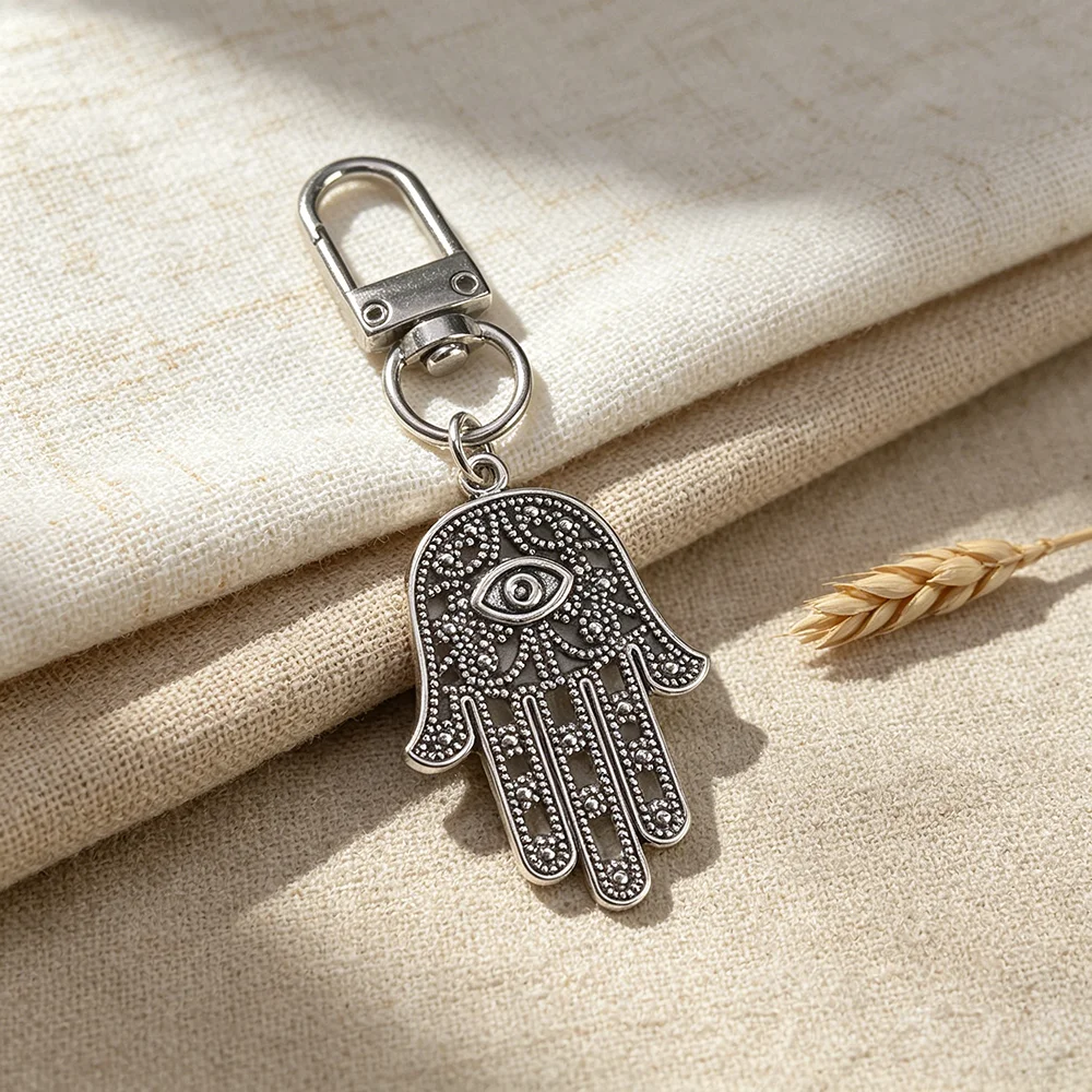 Vintage Hamsa-Hand Schlüsselanhänger mit Bösem Auge, Versilberter Fatima-Hand-Anhänger für Tasche & Auto, Glücksbringer Geschenk