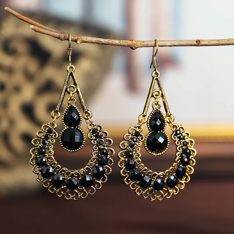 Earring – Black Beads | Gujjadi Swarna Jewellers