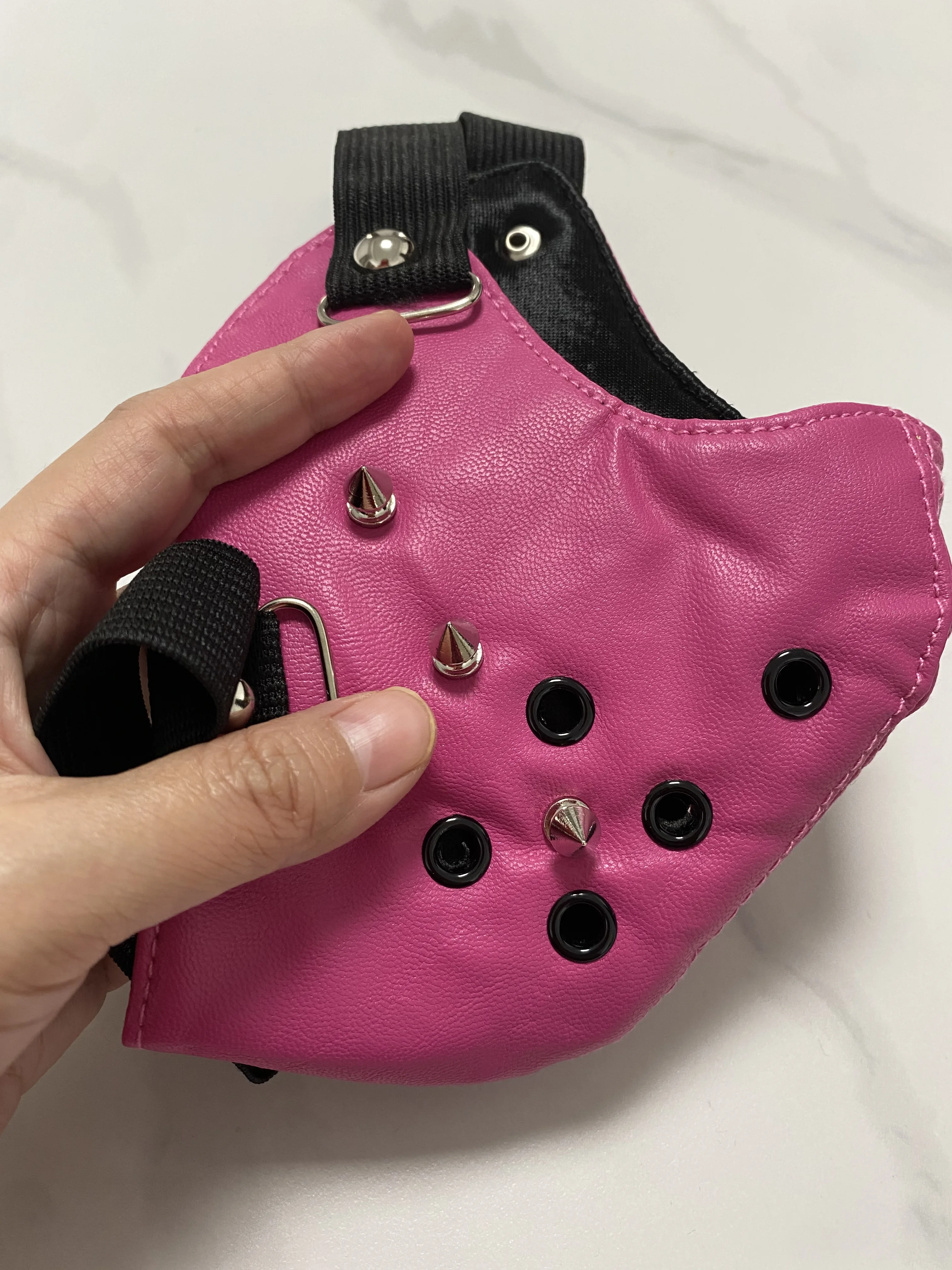 Men Women's Pink PU Leather Rivet Rock Mask Lady's Breathable Party Cosplay Halloween Mouth-muffle R1546