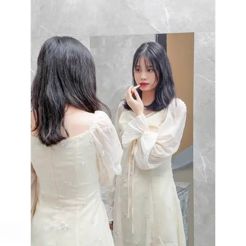 מראה אקרילית רב צבעונית באיכות גבוהה, דביקה עצמית, מראה גוף מלאה, מראה איפור רכה מנירוסטה, ניתנת להתקנה על הקיר, עמידה בפני ש...