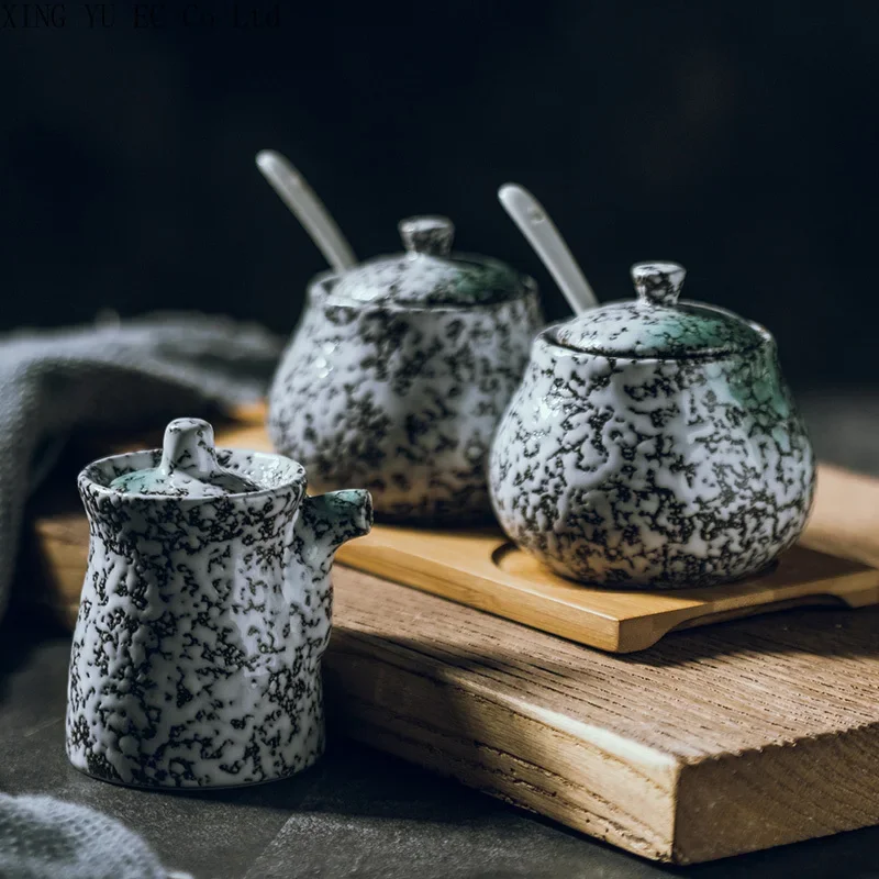 Japanese-style Ceramic Seasoning Jar Three-piece Set Household Spoon with Lid Seasoning Jar Salt Shaker Pepper Shaker Oil
