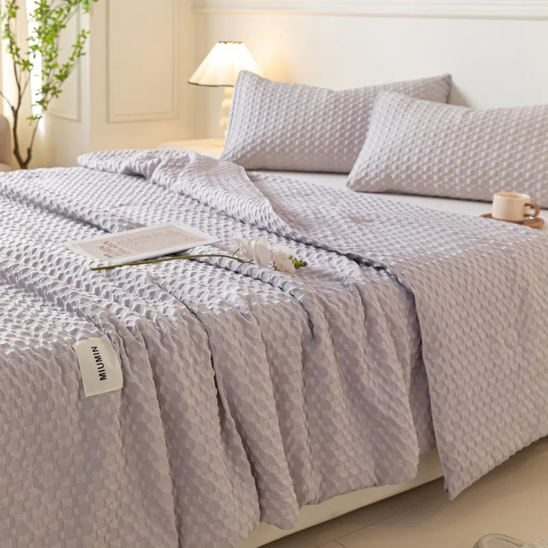 

Summer Light Comfortable Simple Cool Quilt Machine Washable Washable Skincare Breathable Thin Spring Air Conditioning Blanket