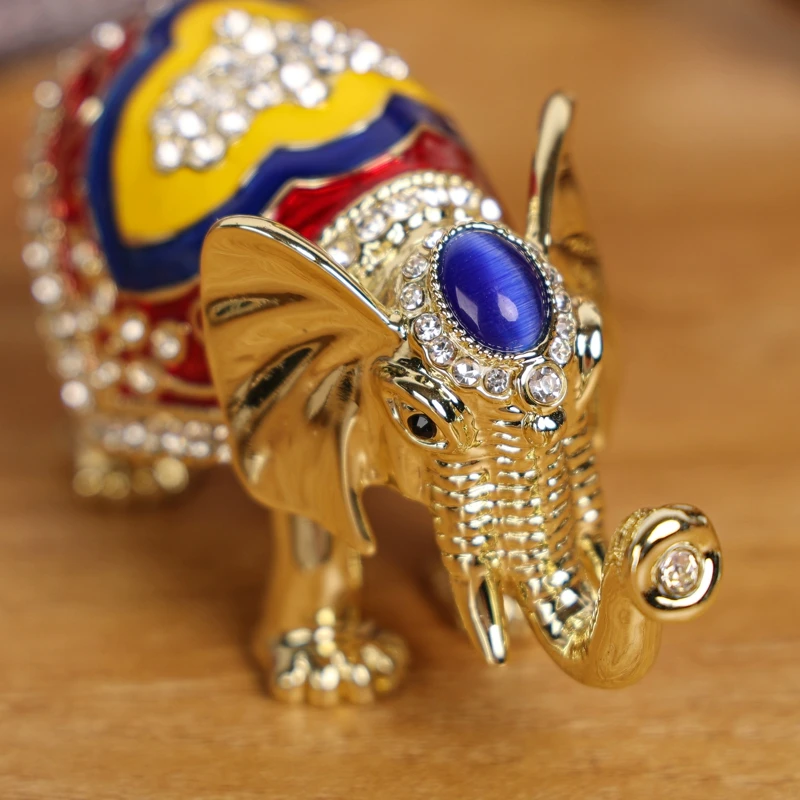 Shinnygifts Antique Jewelry Box for Souvenir, Set of 5 parts, Antique Style Elephant Decoration Metal Jewelry Box