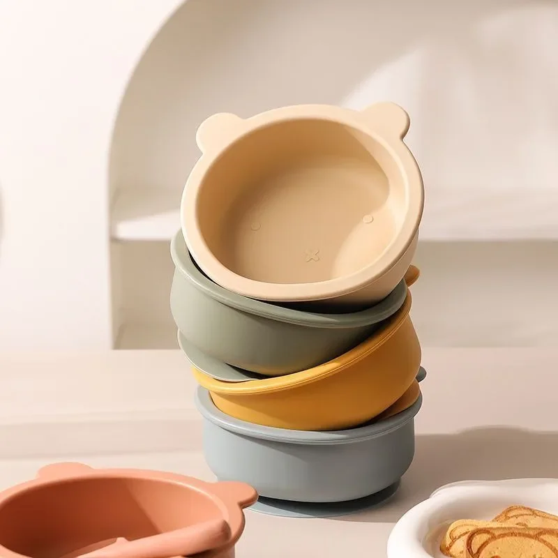 

Детская силиконовая миска с мультяшным медведем, встроенная детская тарелка, детские столовые приборы для обучения еде с чашей на присоске