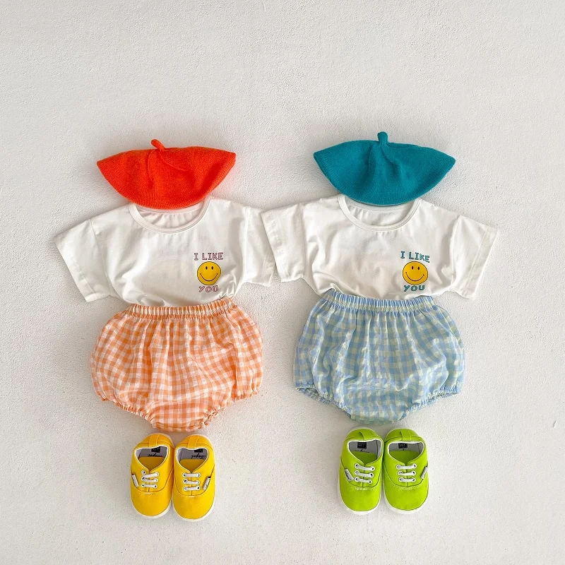 

INS Summer Newborn Baby Clothes 0-3Years Cute Boy Girl Short Sleeve Smile Cotton T-shirt Tops+Plaid Bloomers Shorts 2PCS Set